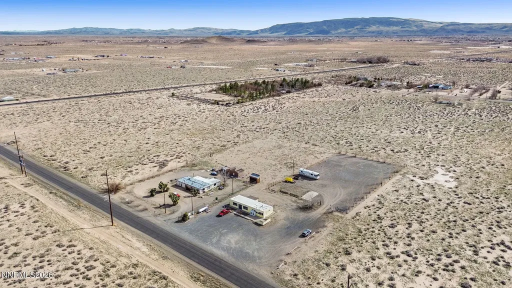 1375 Fir Silver Springs NV 89429
