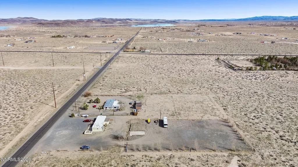 1375 Fir Silver Springs NV 89429