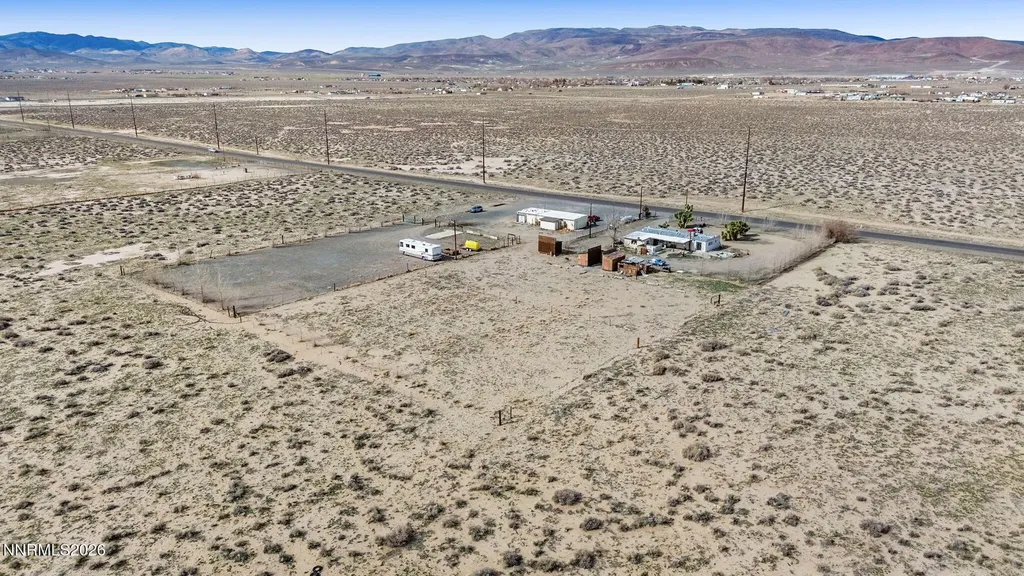 1375 Fir Silver Springs NV 89429
