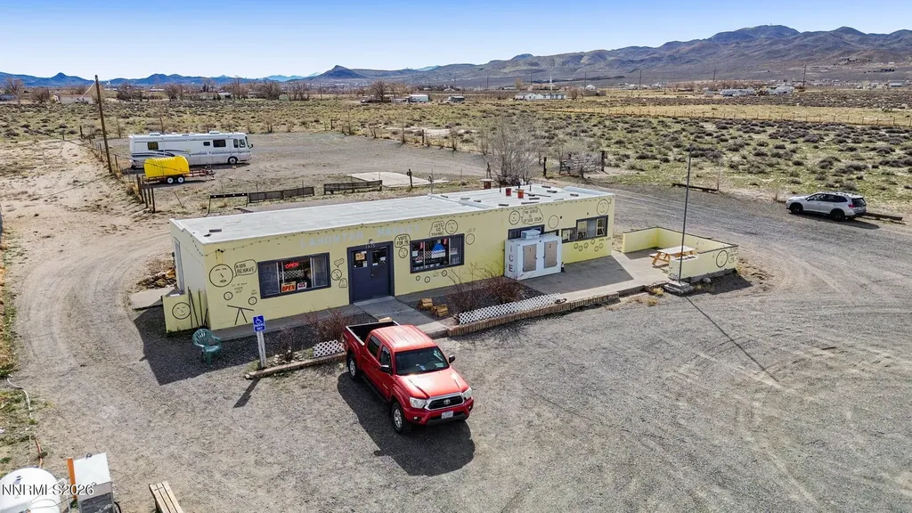 1375 Fir Silver Springs NV 89429