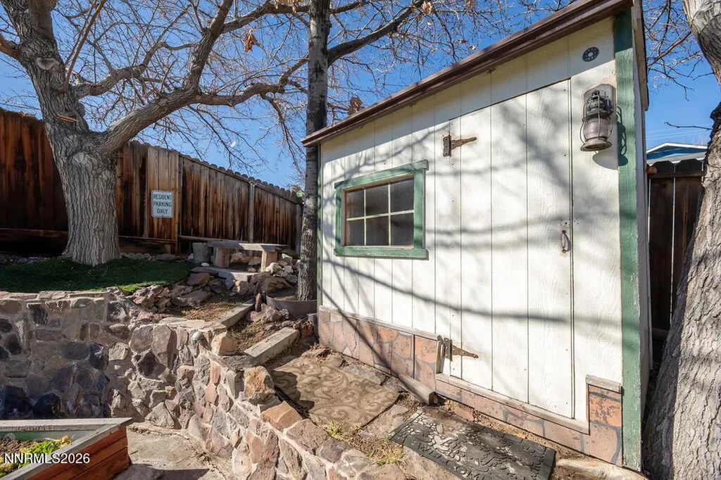 1495 Exeter Reno NV 89503