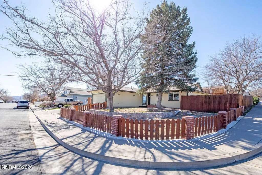 1495 Exeter Reno NV 89503