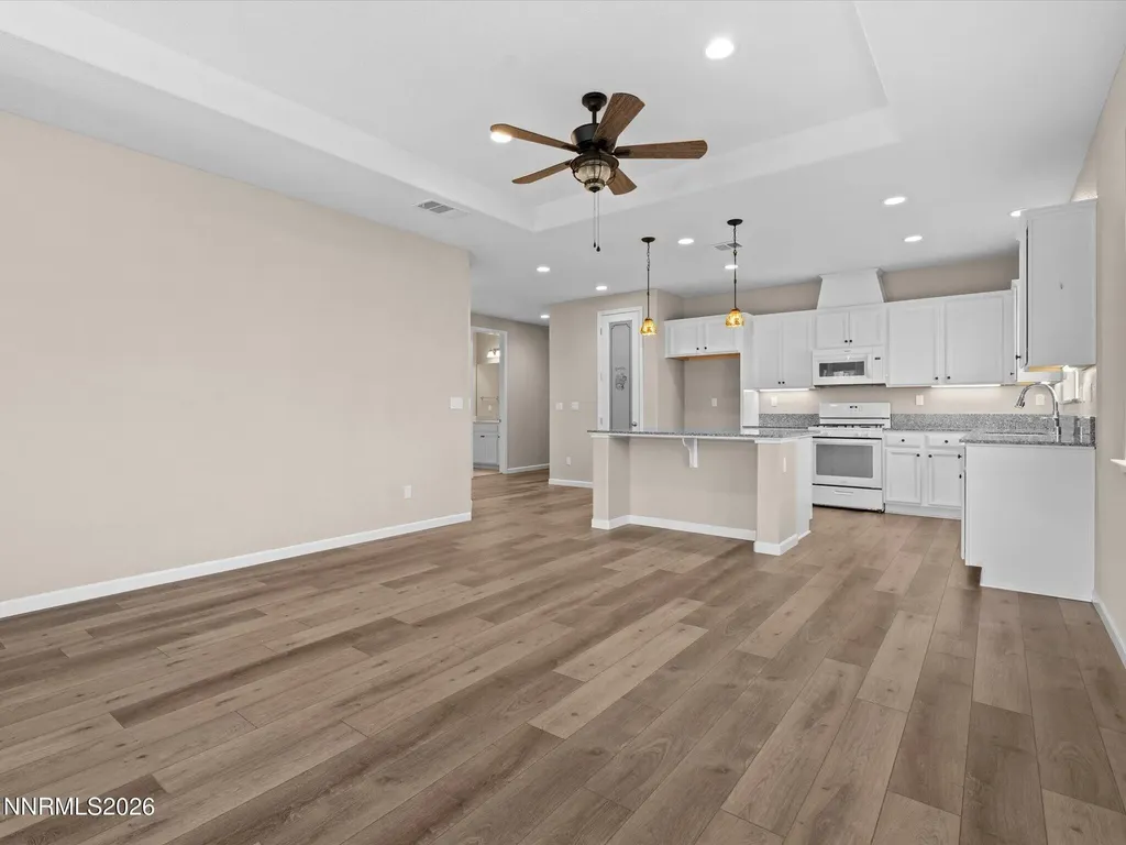 6572 Angels Orchard Sparks NV 89436