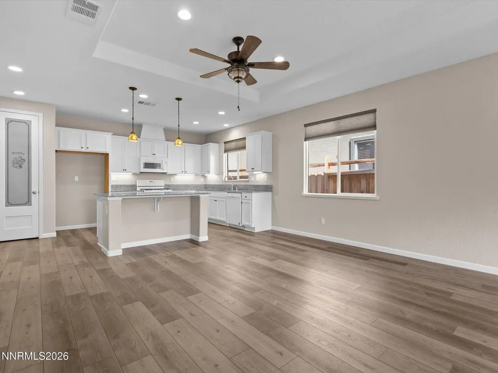 6572 Angels Orchard Sparks NV 89436
