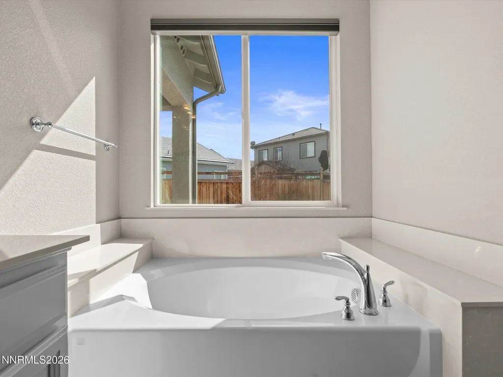6572 Angels Orchard Sparks NV 89436