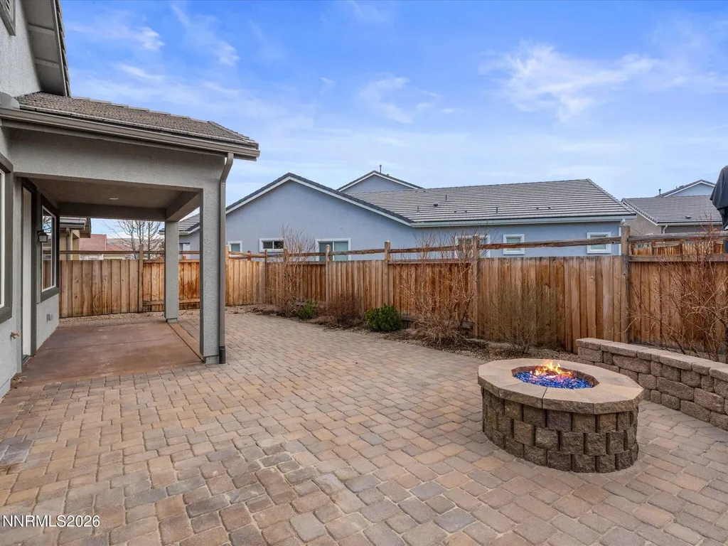 6572 Angels Orchard Sparks NV 89436
