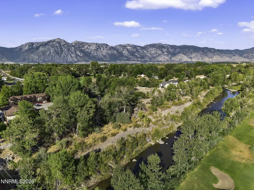 1051 Riverview Gardnerville NV 89460