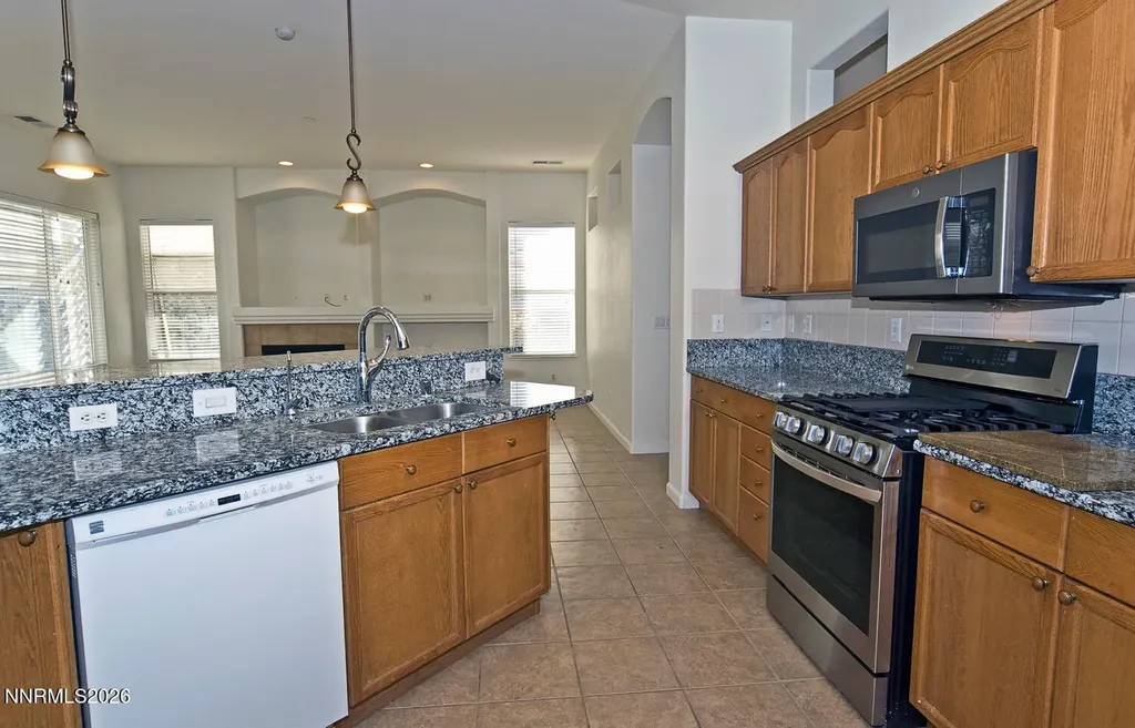 1518 Sequoia Dayton NV 89403