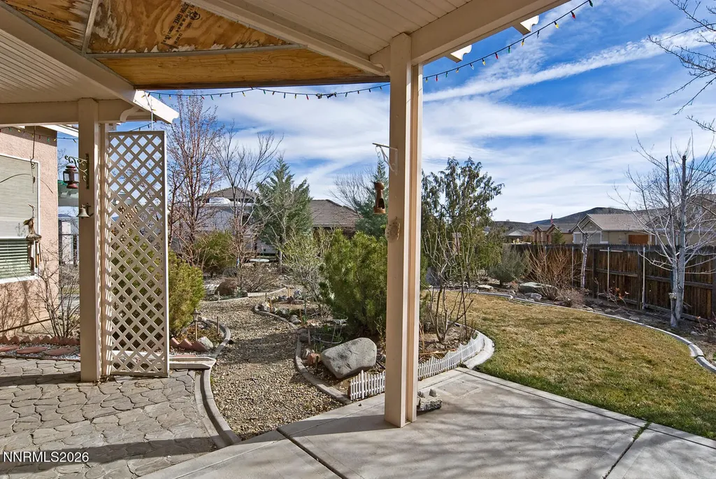 1518 Sequoia Dayton NV 89403