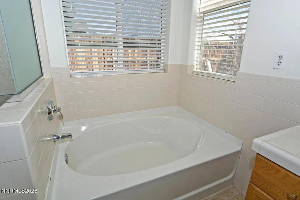 1518 Sequoia Dayton NV 89403
