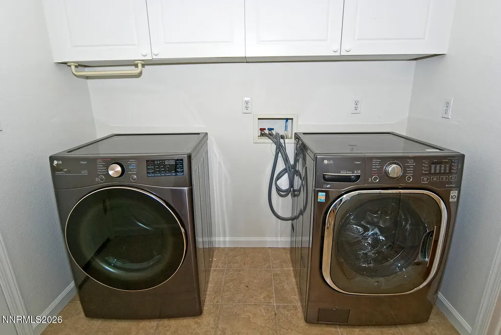 1518 Sequoia Dayton NV 89403