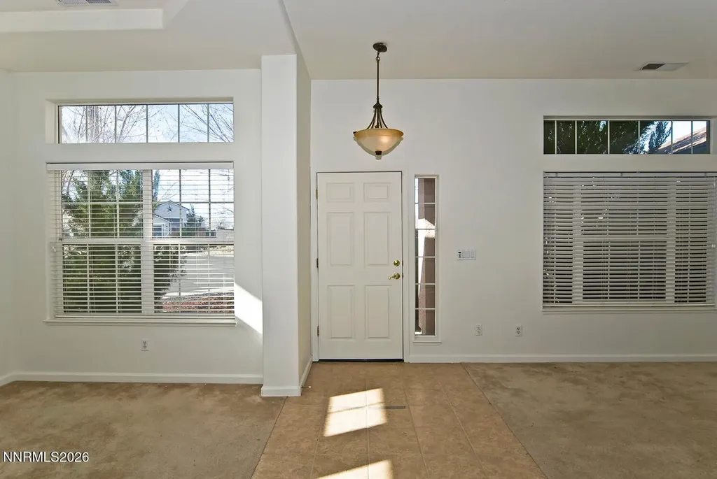 1518 Sequoia Dayton NV 89403