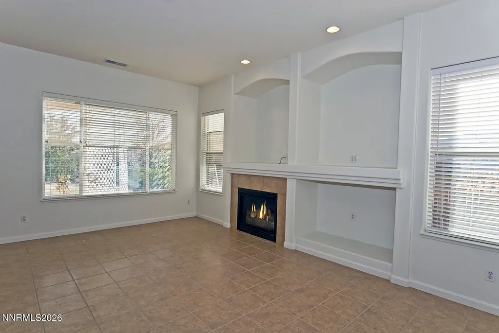 1518 Sequoia Dayton NV 89403