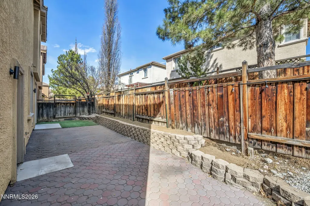 6228 Black Cinder Sparks NV 89436
