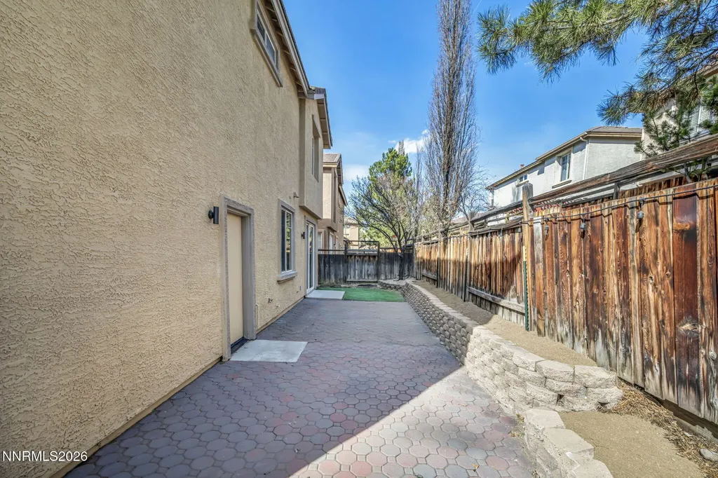 6228 Black Cinder Sparks NV 89436