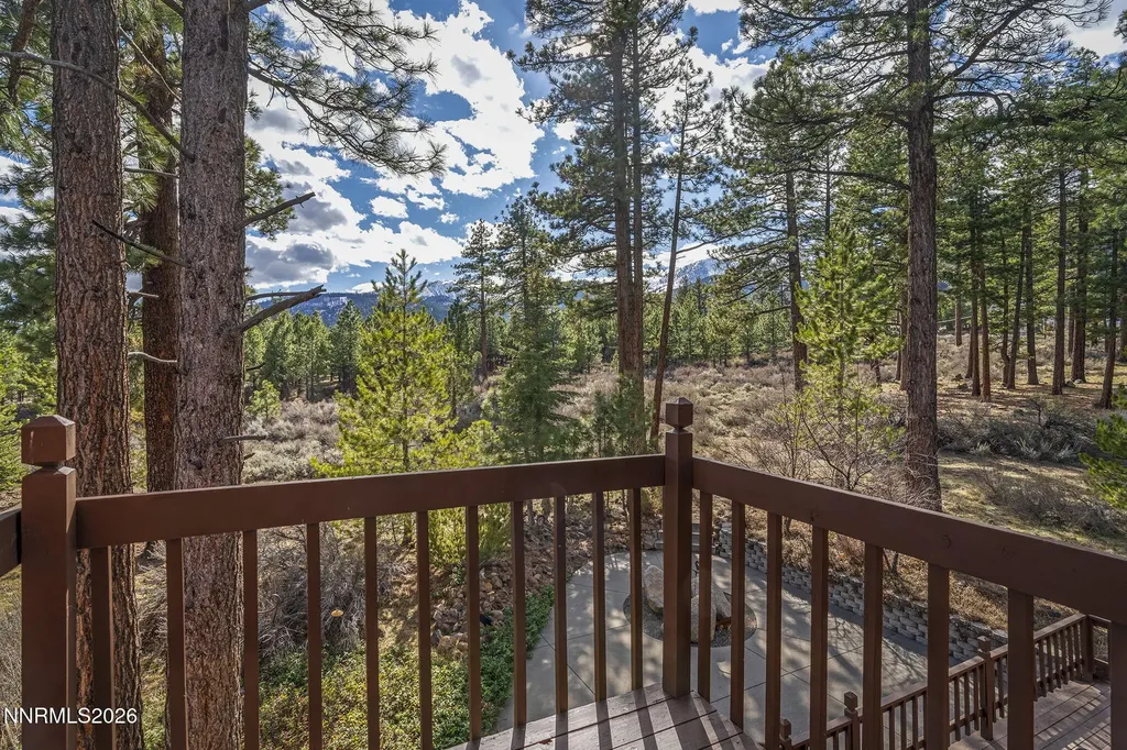 16911 Mt Rose Reno NV 89511