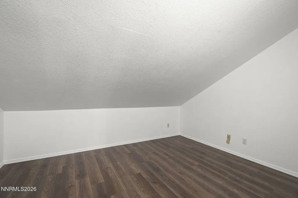 16911 Mt Rose Reno NV 89511
