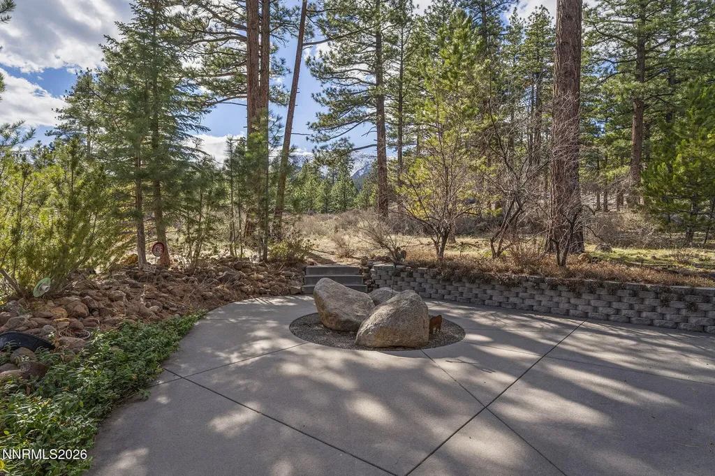 16911 Mt Rose Reno NV 89511