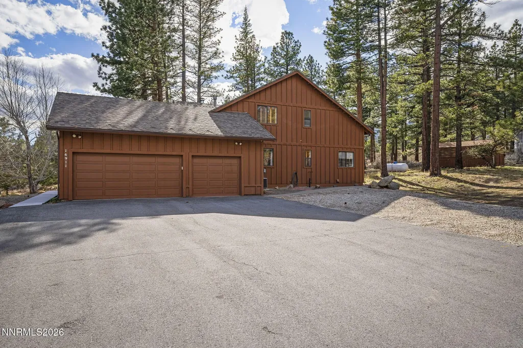 16911 Mt Rose Reno NV 89511