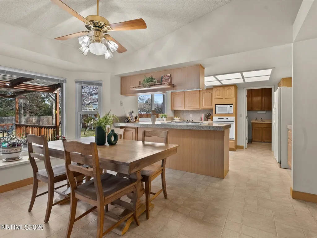 7960 Meadow Vista Reno NV 89511