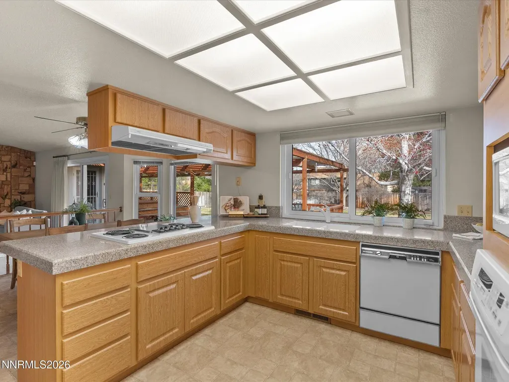 7960 Meadow Vista Reno NV 89511