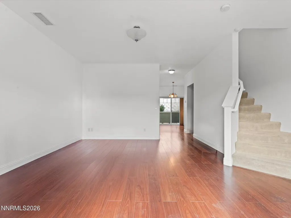 4795 Ciarra Kennedy Reno NV 89503