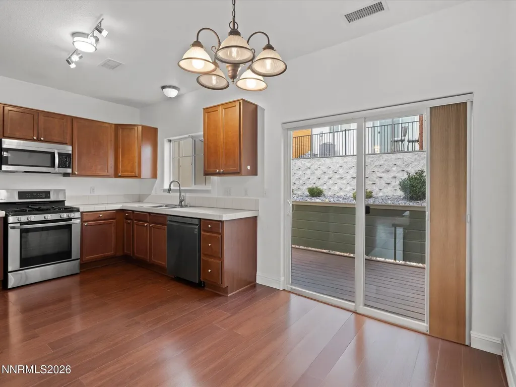 4795 Ciarra Kennedy Reno NV 89503