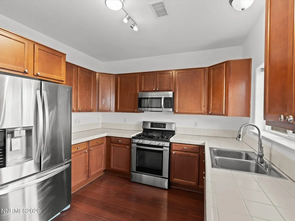 4795 Ciarra Kennedy Reno NV 89503