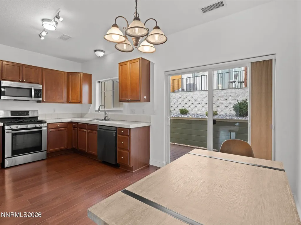 4795 Ciarra Kennedy Reno NV 89503