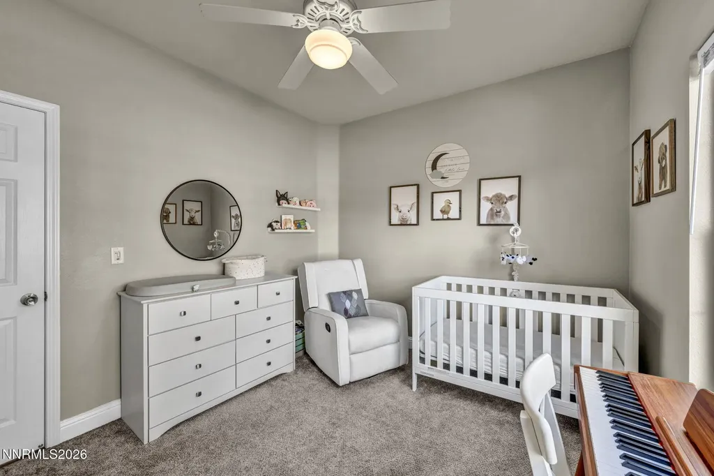 5421 Desert Peach Sparks NV 89436