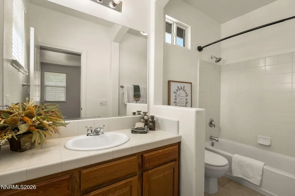 2840 Falcon Ridge Sparks NV 89436