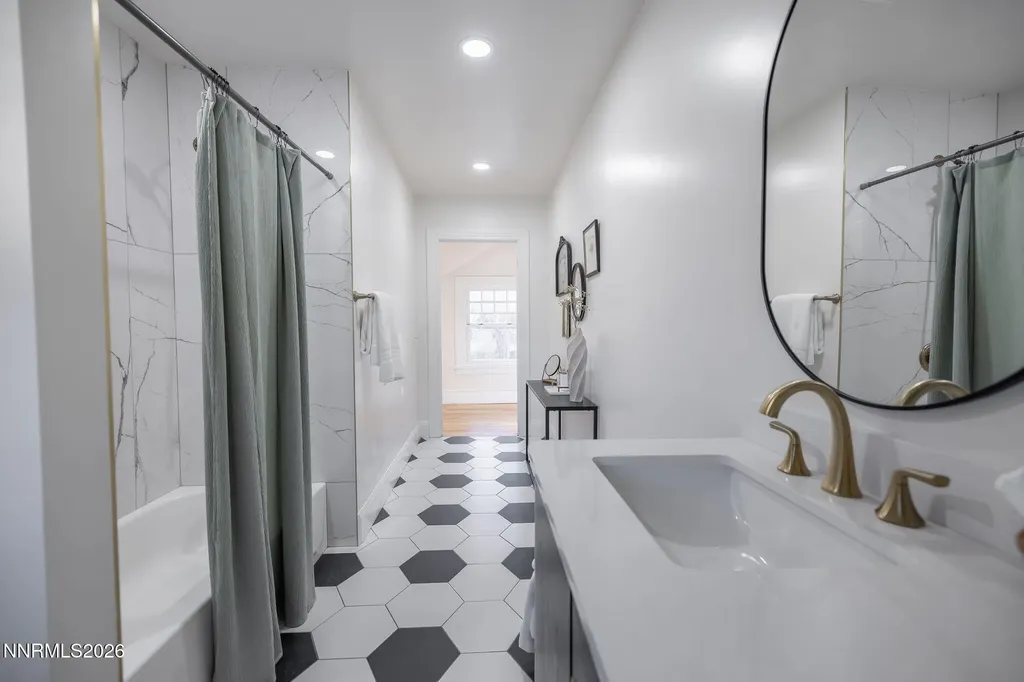 402 Robinson Carson City NV 89703