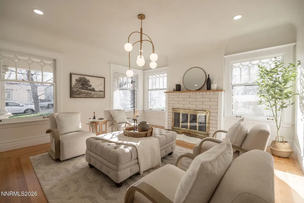 402 Robinson Carson City NV 89703