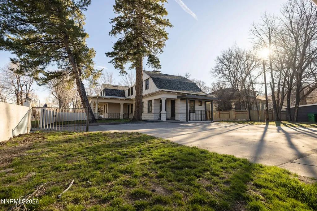 402 Robinson Carson City NV 89703