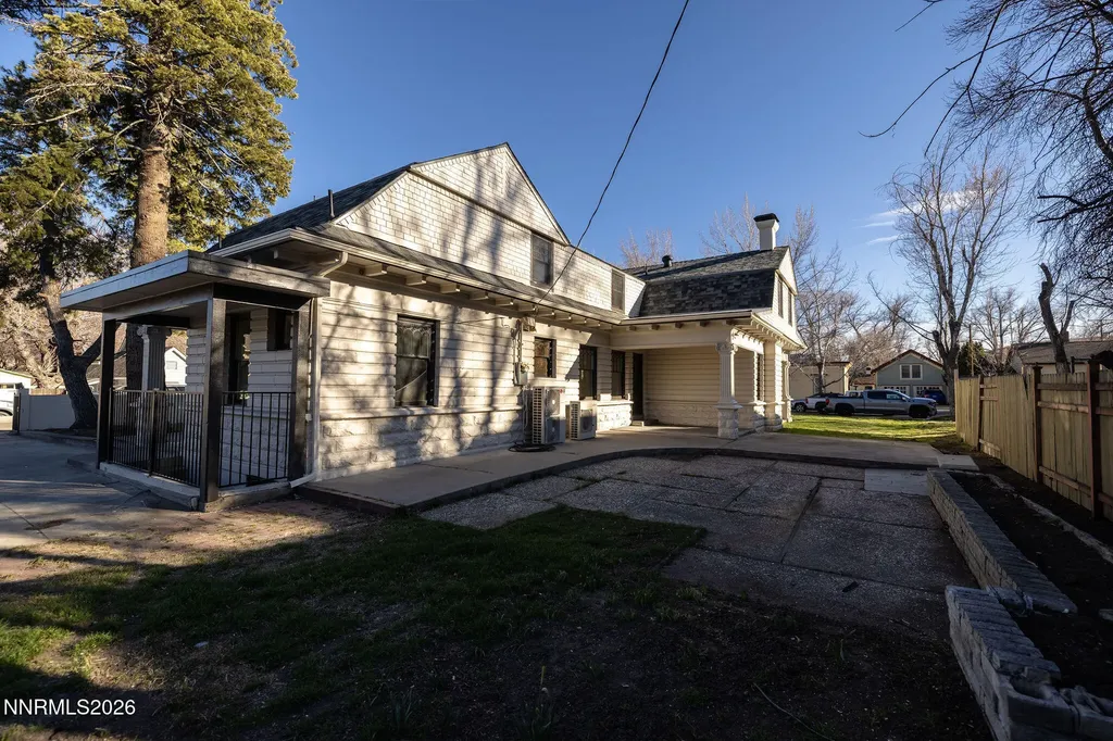 402 Robinson Carson City NV 89703