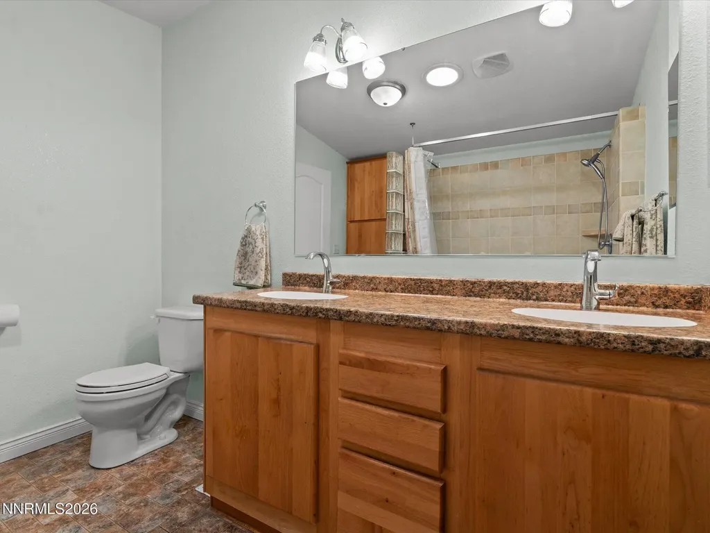 1307 Kingslane Gardnerville NV 89410