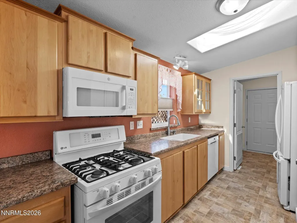 1307 Kingslane Gardnerville NV 89410