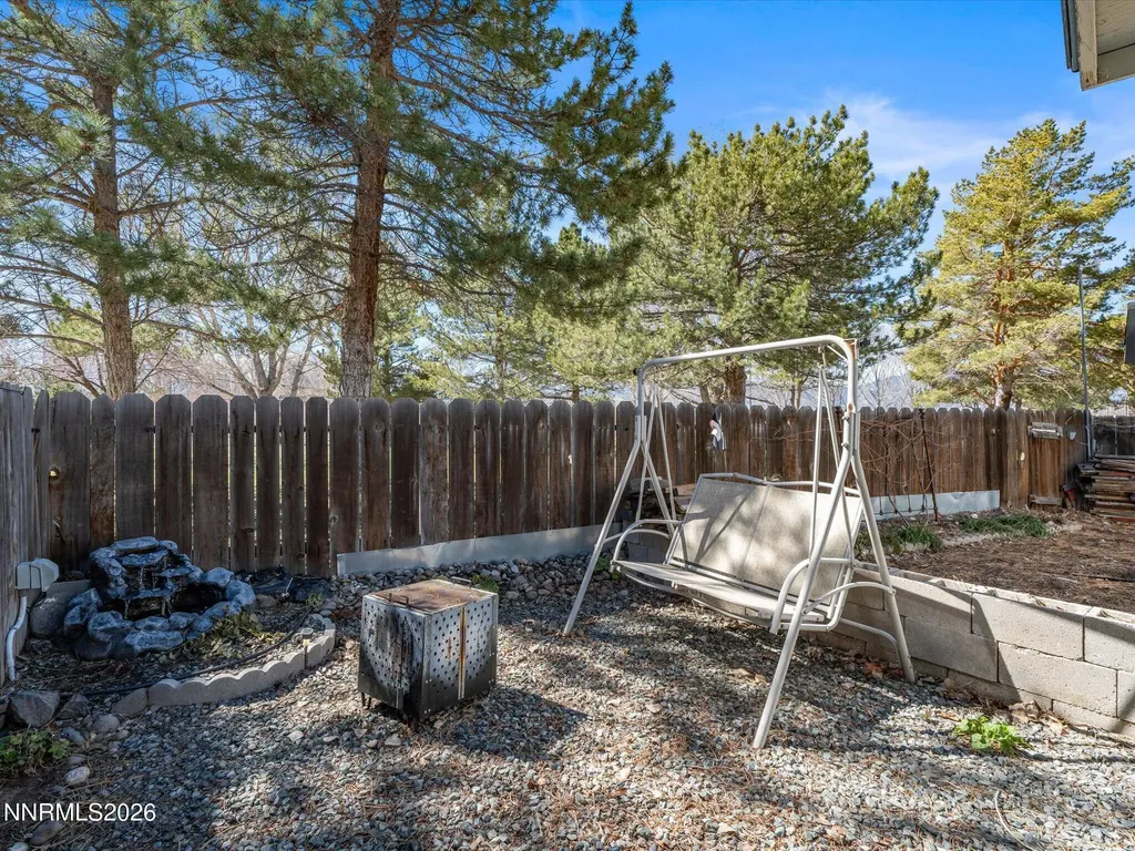 1307 Kingslane Gardnerville NV 89410