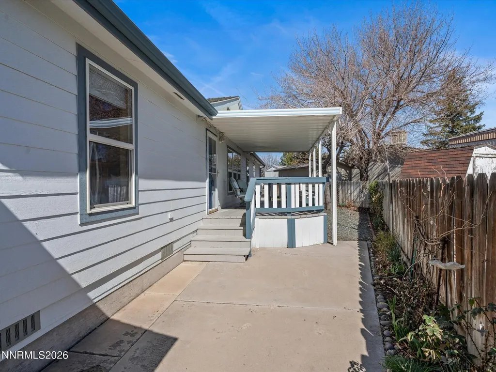 1307 Kingslane Gardnerville NV 89410