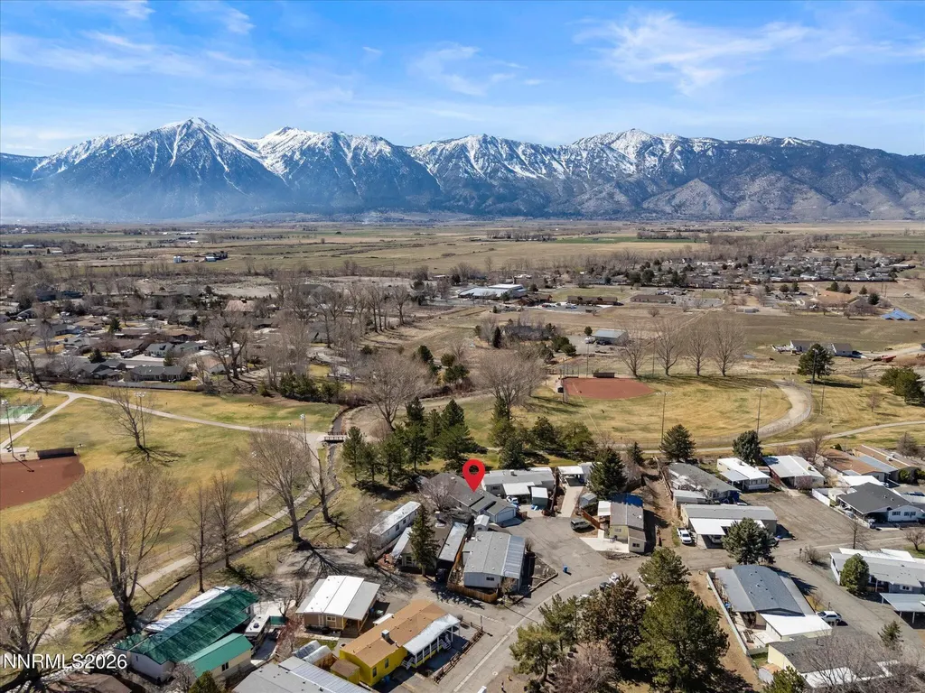 1307 Kingslane Gardnerville NV 89410