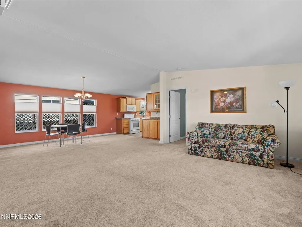 1307 Kingslane Gardnerville NV 89410
