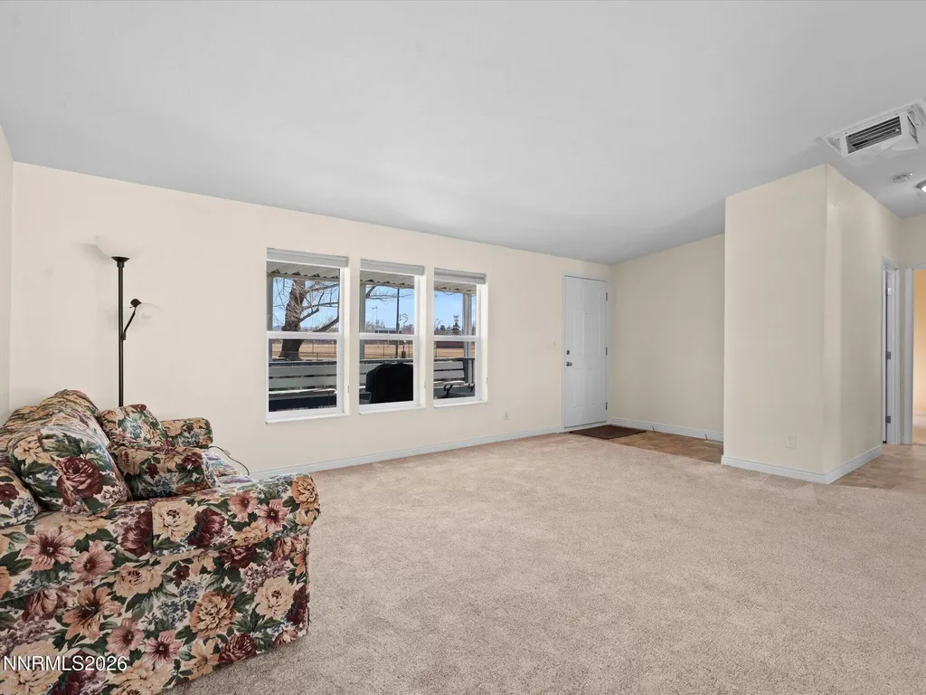 1307 Kingslane Gardnerville NV 89410