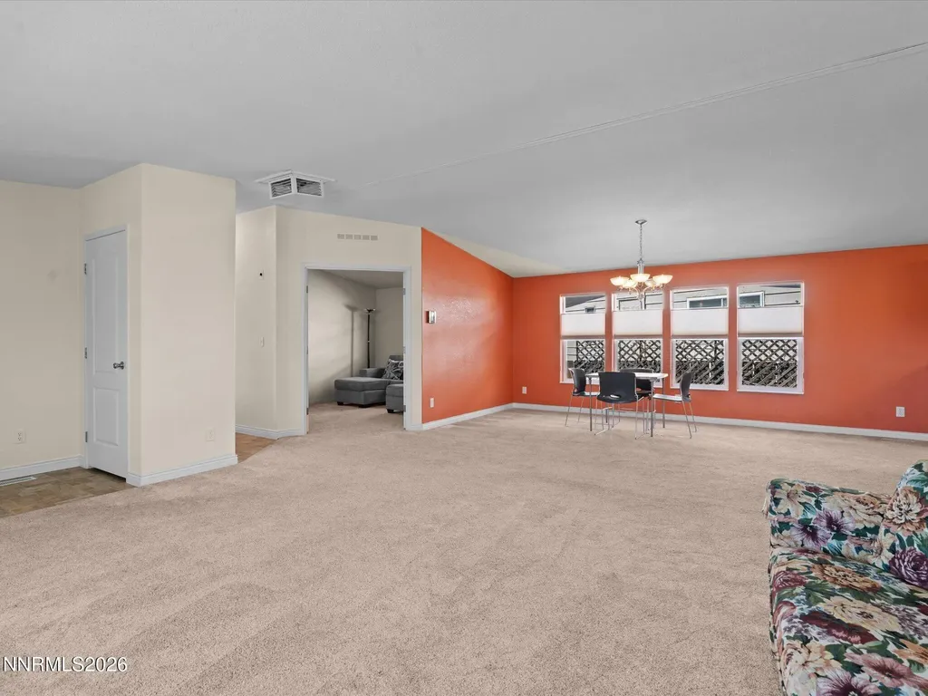 1307 Kingslane Gardnerville NV 89410