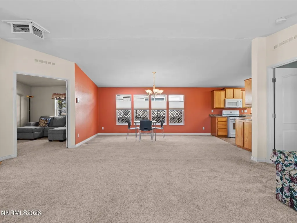 1307 Kingslane Gardnerville NV 89410
