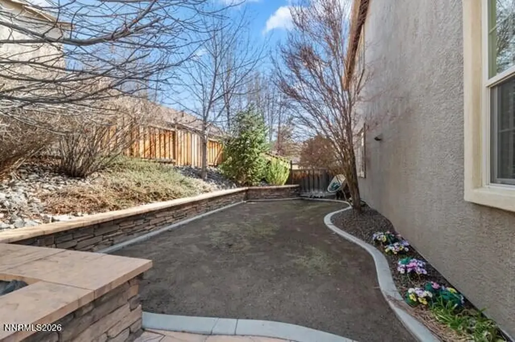 7263 Fox Wood Sparks NV 89436
