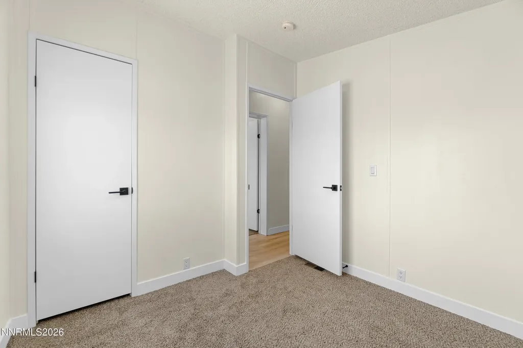 3095 Antelope Silver Springs NV 89429