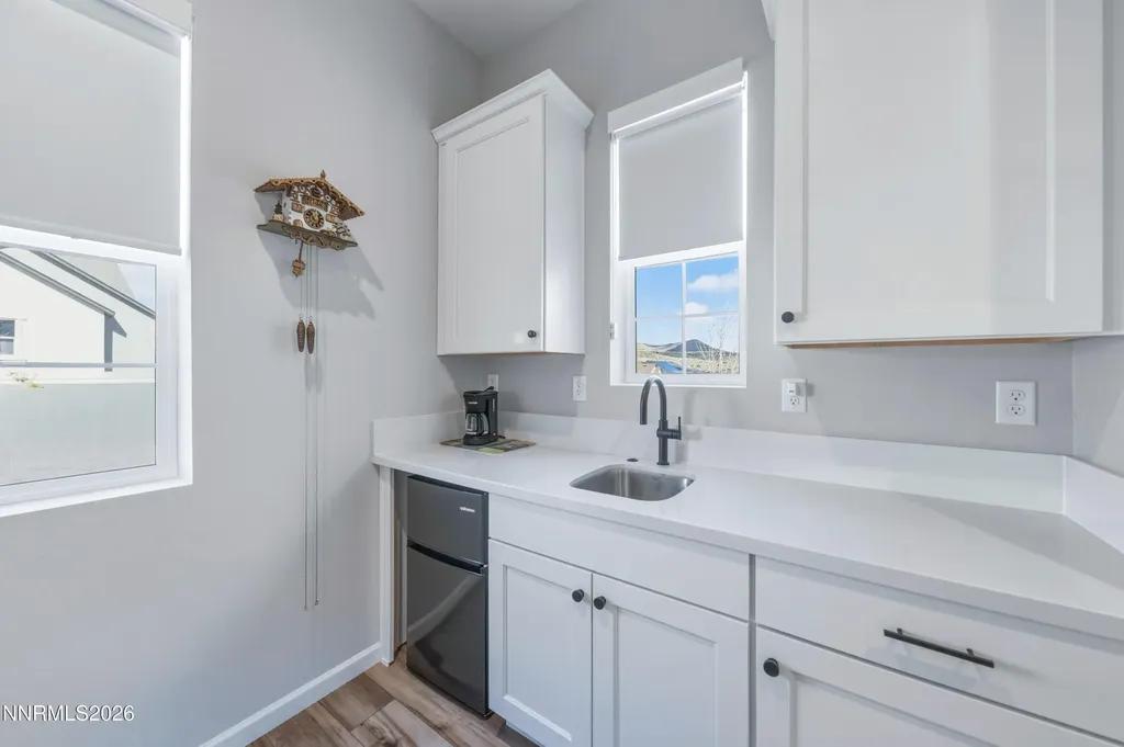 2958 Murrelet Sparks NV 89441