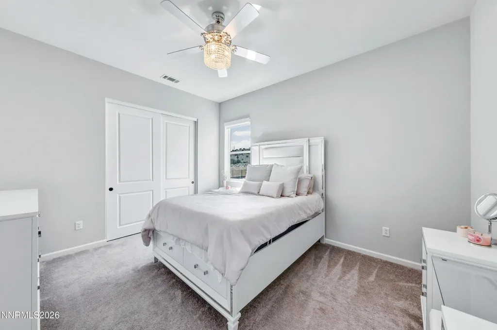 2958 Murrelet Sparks NV 89441