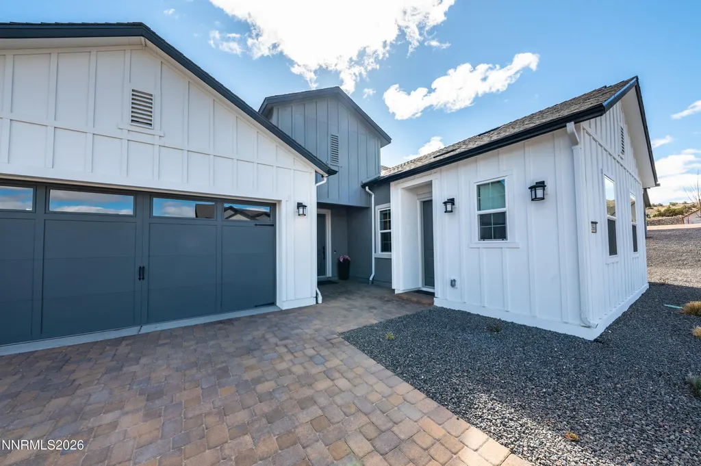 2958 Murrelet Sparks NV 89441