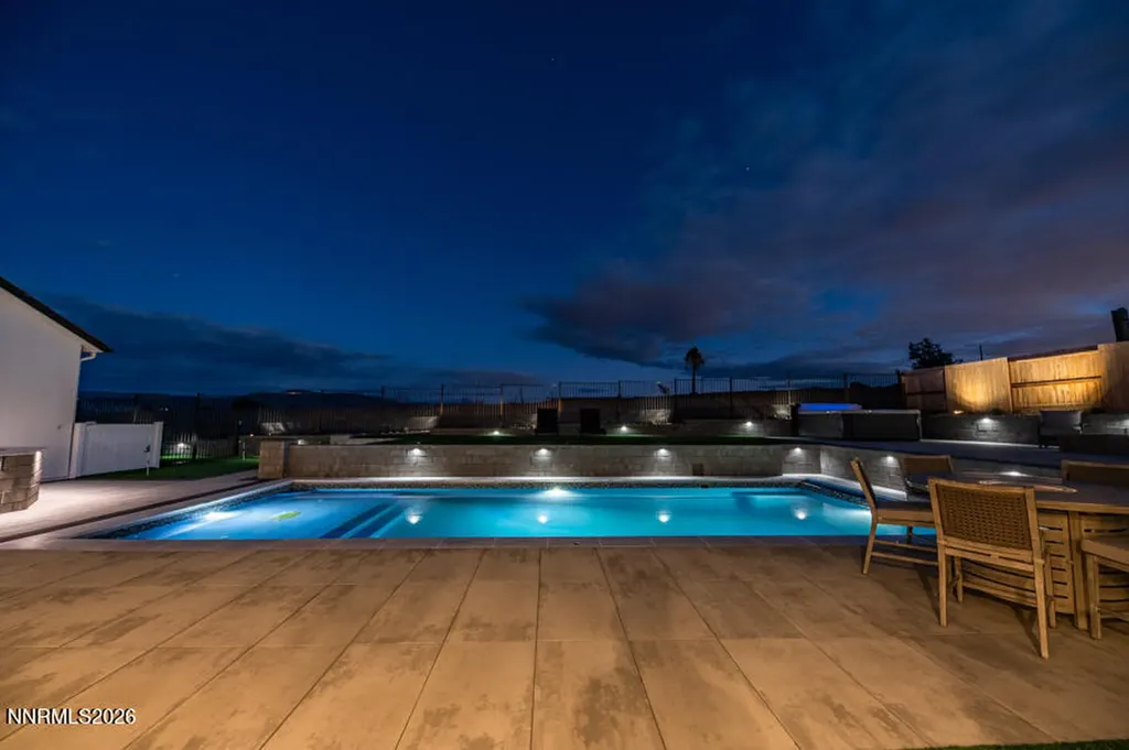 2958 Murrelet Sparks NV 89441